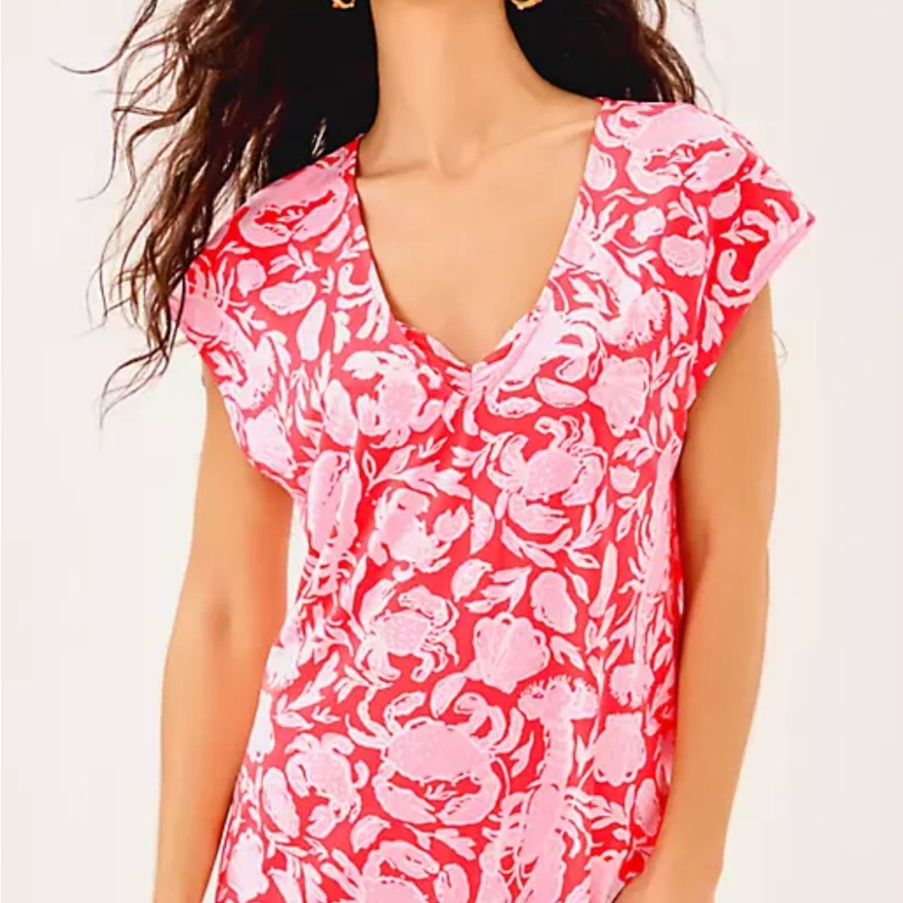 Purchases incorrect size! 
Lilly Pulitzer Pink and White Swim Coverup